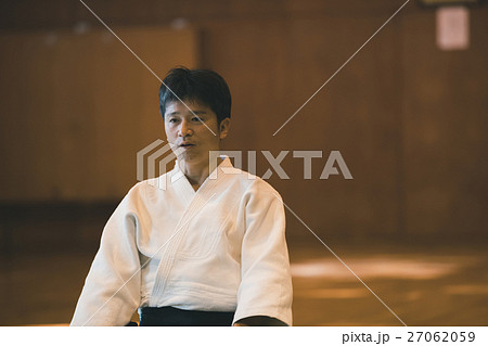 martial artist martial artist 27062059
