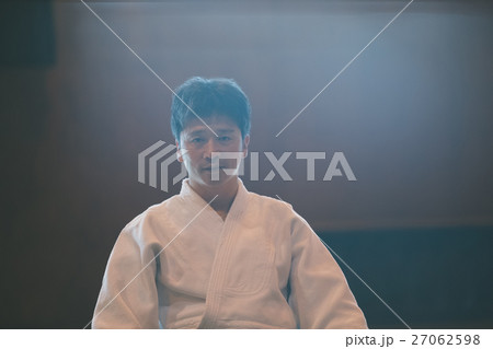 martial artist 27062598