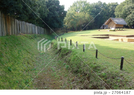 大塚歳勝土遺跡公園 27064187