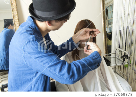 hair salon 27069378