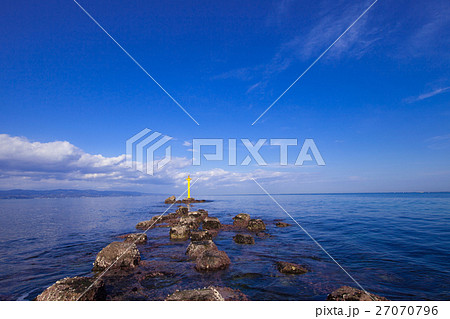 青空と海背景 27070796