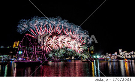 花火 キラキラ輝くもの 線香花火 27072033