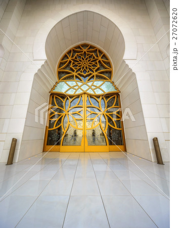 Sheikh Zayed Grand Mosque 27072620