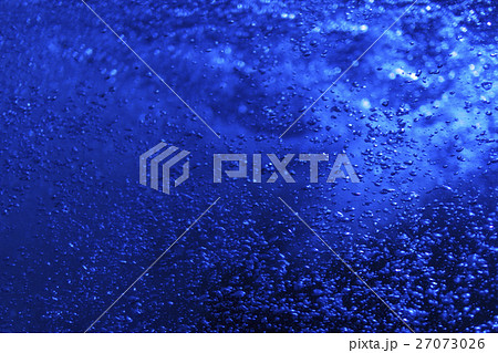 水中の泡　バブル 27073026