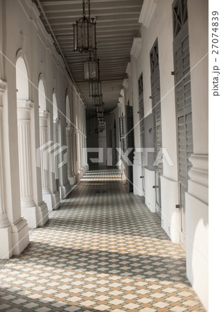Covered corridor in Singapore build Covered corridor in Singapore build 27074839