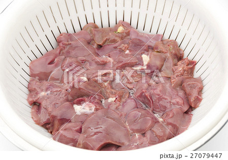 鶏レバー(生)下拵え 鶏レバー(生)下拵え 27079447