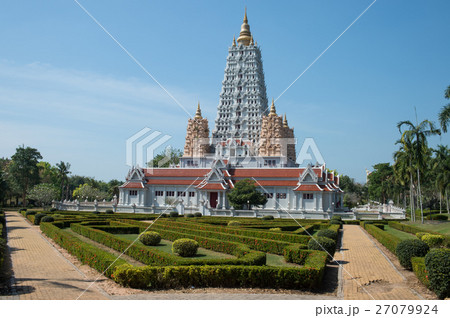 Wat Yan Sang Wararam Woramahawihan temple,Thailand 27079924