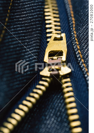 Close up metal zipper openning on blue jean. 27081000