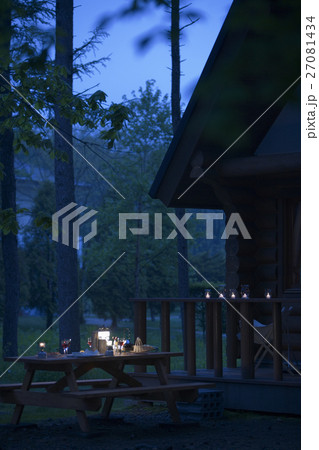 キャンプ場 27081434