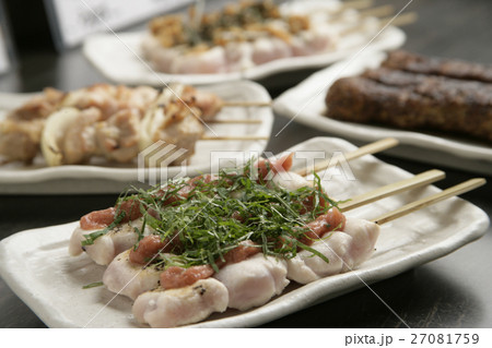 焼き鳥 27081759