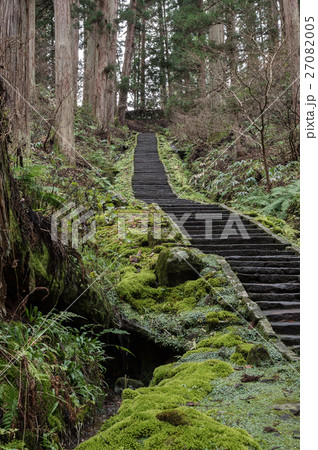 晩秋の出羽三山神社 晩秋の出羽三山神社 27082005