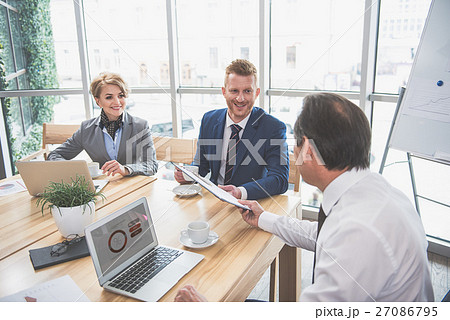Happy people are sharing information Happy people are sharing information 27086795