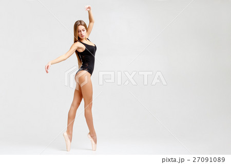 Ballerina in black outfit 27091089