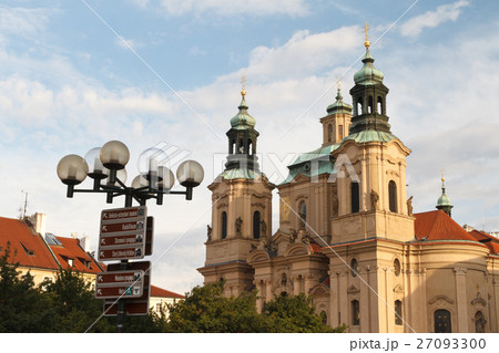 The Church of St. Nicholas in Prague, Czech 27093300