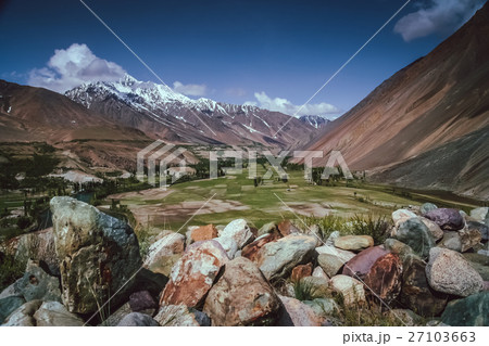 Mountain valley in Karakorum 27103663