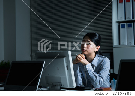 ブラック企業 27107389