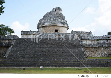 メキシコ　チチェン・イッツァ遺跡　カラコル（天文台） 27108998