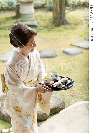 和装 女将 おもてなし イメージ 和装 女将 おもてなし イメージ 27112393