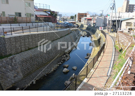 土手町を流れる土淵川 土手町を流れる土淵川 27113228