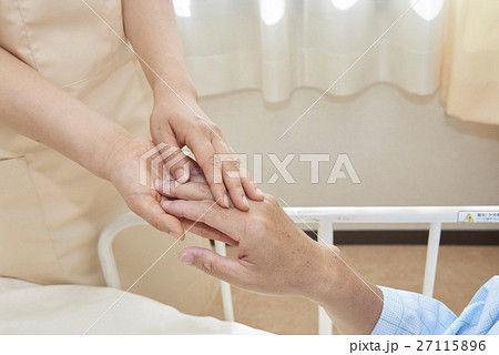 医療　病院　介護　医者　介護師　ナース　イメージシーン 27115896