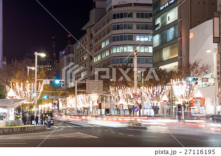 名古屋都市風景 栄交差点 広小路通りイルミネーション 夜景 名古屋都市風景 栄交差点 広小路通りイルミネーション 夜景 27116195