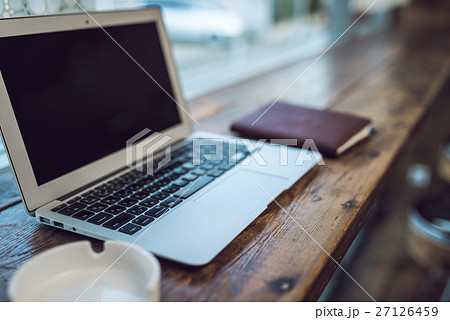 パソコン 27126459