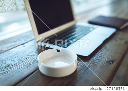 パソコン 27126571