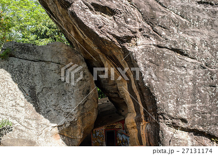 スリランカ 石窟寺院 スリランカ 石窟寺院 27131174
