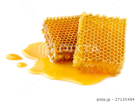 Honeycombs in closeup 27135494