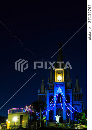 馬込教会の夜景　クリスマスイルミネーション　長崎の教会群　潜伏キリシタン 27136762
