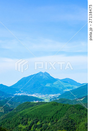 由布岳と湯布院盆地 27138475