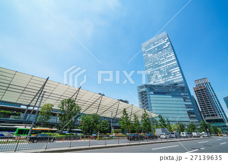 東京駅・八重洲口 27139635