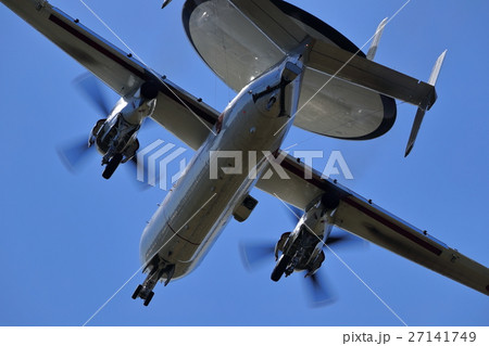 飛行機　着陸　E-2C 27141749