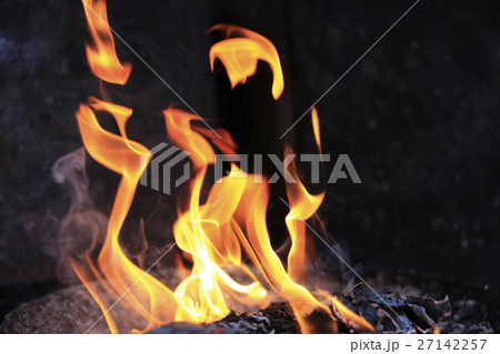 burning fire flames 27142257