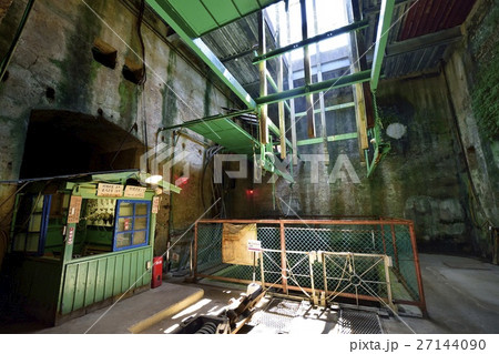 世界遺産　三池炭鉱万田坑　第二竪坑坑口 27144090