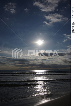 由比ガ浜 太陽縦 由比ガ浜 太陽縦 27144936