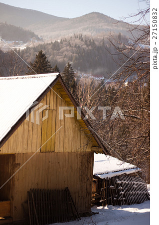 Winter scenery, cottage in the mountains Winter scenery, cottage in the mountains 27150832