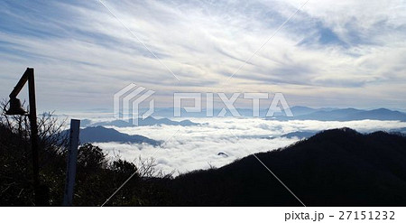 五頭山一ノ峰からの雲海 五頭山一ノ峰からの雲海 27151232
