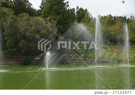 噴水 間欠泉 ガイザー 27152977