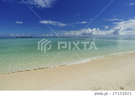 ロック・アイランドのサンゴ礁の海 ロック・アイランドのサンゴ礁の海 27153021