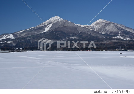 冬の磐梯山 冬の磐梯山 27153295