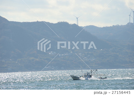 師走の明石海峡 27156445