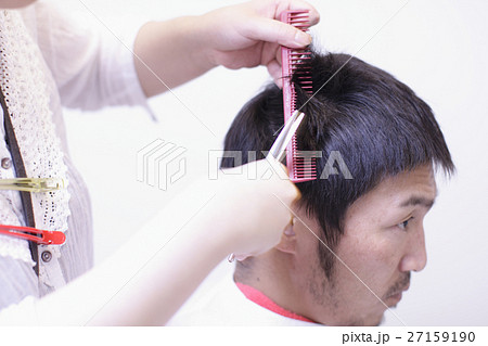 ヘアーカット 27159190