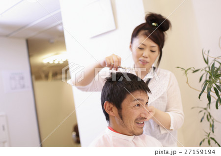 ヘアーカット 27159194