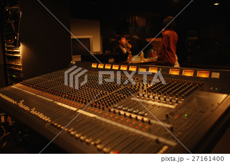レコーディングスタジオ 27161400