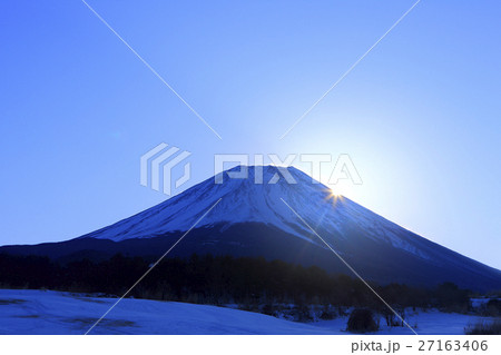 真冬夜明けの富士山 真冬夜明けの富士山 27163406