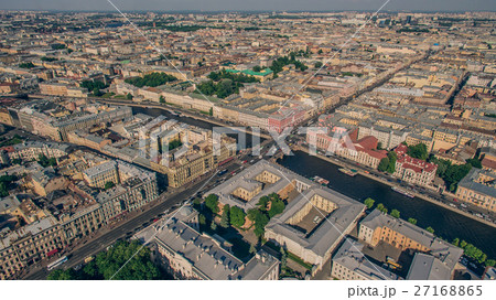 Aerial view of city center in St. Petersburg 27168865