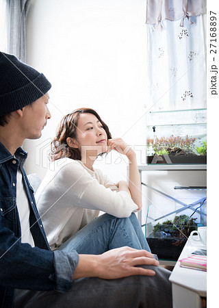 カップル ライフスタイル カップル ライフスタイル 27168897