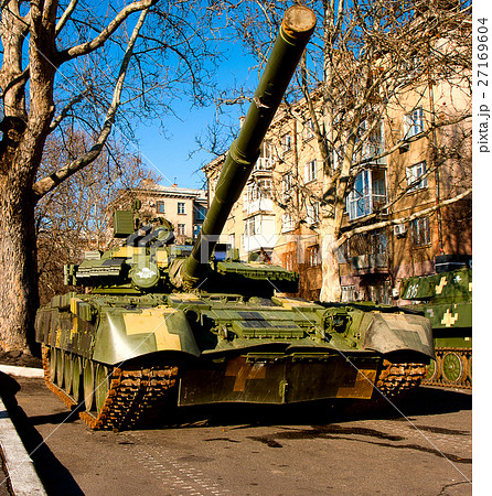 Heavy Battle Tank Heavy Battle Tank 27169604
