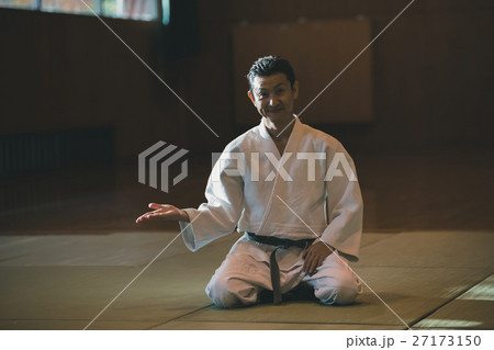 martial artist 27173150